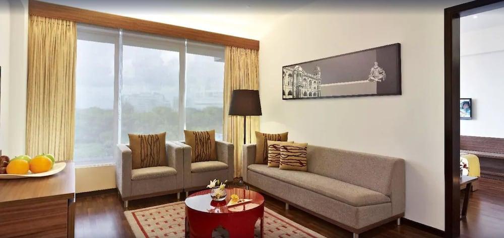 Vivanta Kolkata Em Bypass Esterno foto A living room