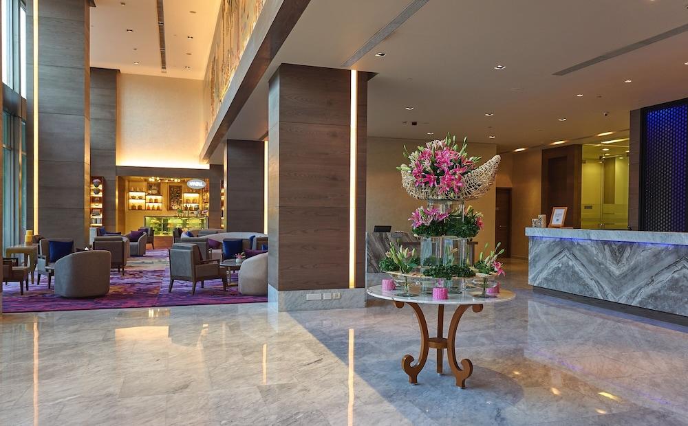 Vivanta Kolkata Em Bypass Esterno foto Lobby