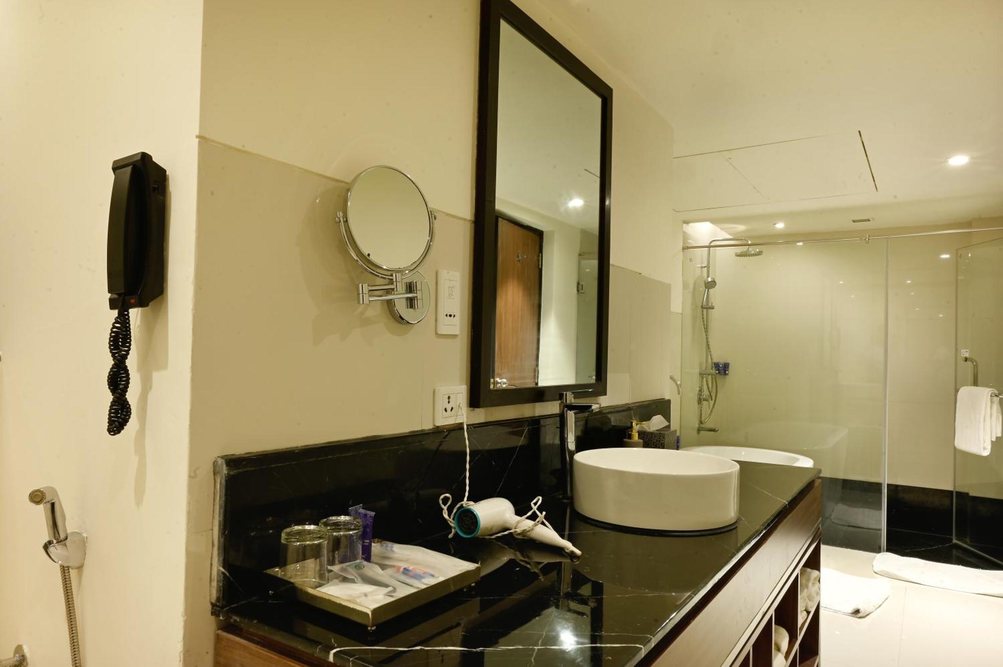 Vivanta Kolkata Em Bypass Esterno foto Bathroom