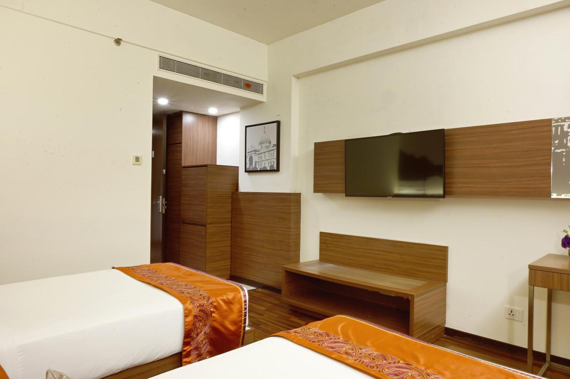 Vivanta Kolkata Em Bypass Esterno foto A room at the hotel